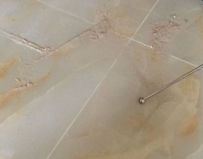 瓮安瓷砖空鼓维修公司分享粘合剂选择不当在瓷砖铺贴过程中可能导致以下问题